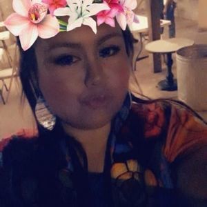 Meet your Posher, Beatriz